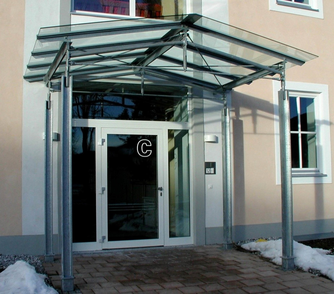 Vordach der Lehmann Stahlbau GmbH